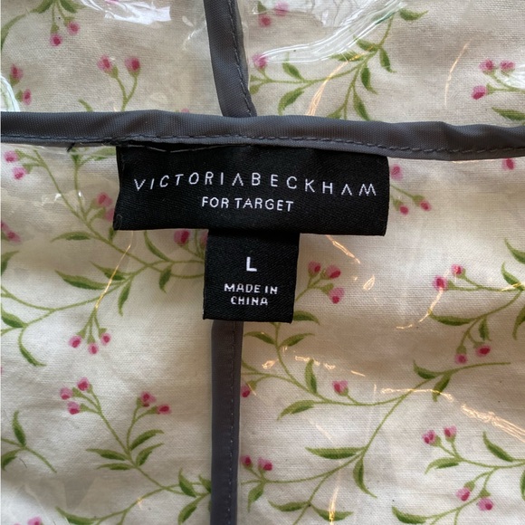 Victoria Beckham Clear Raincoat - Picture 4 of 4